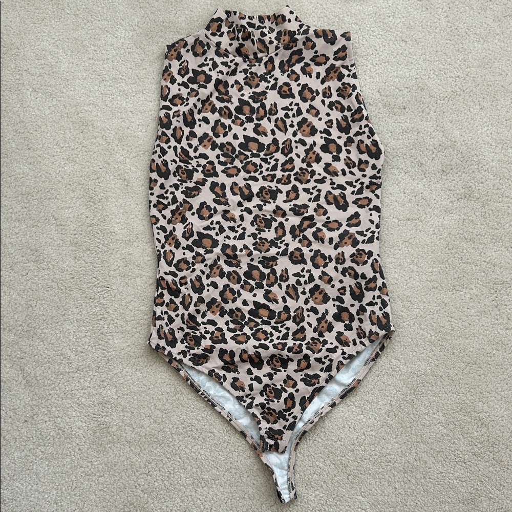 NWOT Zara Animal Print Bodysuit - Size M